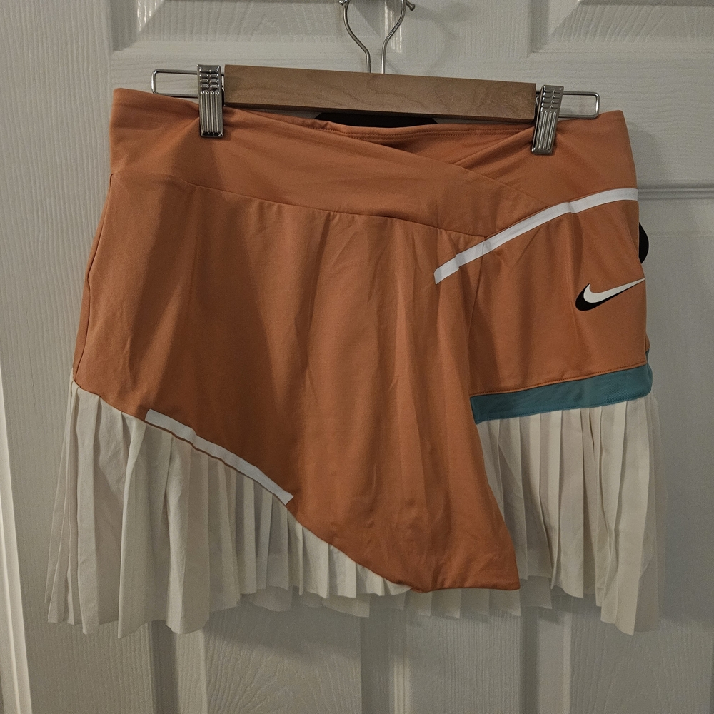 Nike Women's Orange and White Pleated Skirt